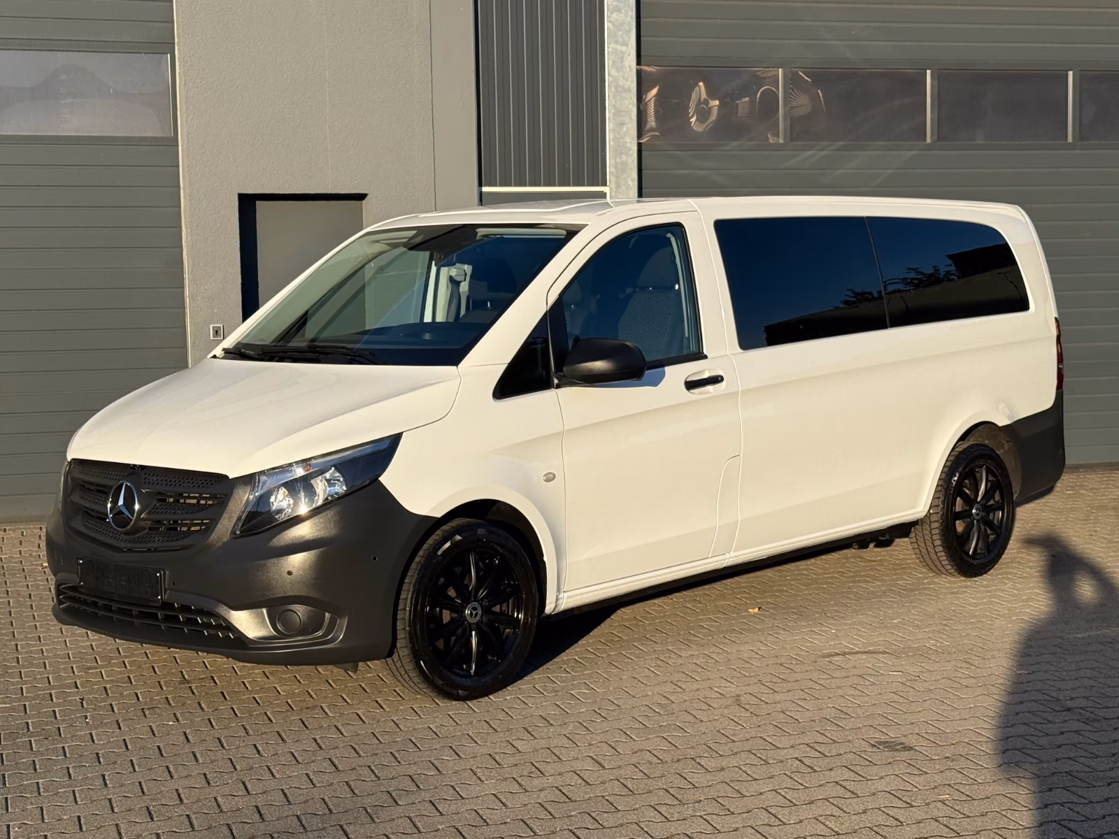 Mercedes-Benz Vito Tourer PRO 114 CDI RWD extralang 9 Sitzer
