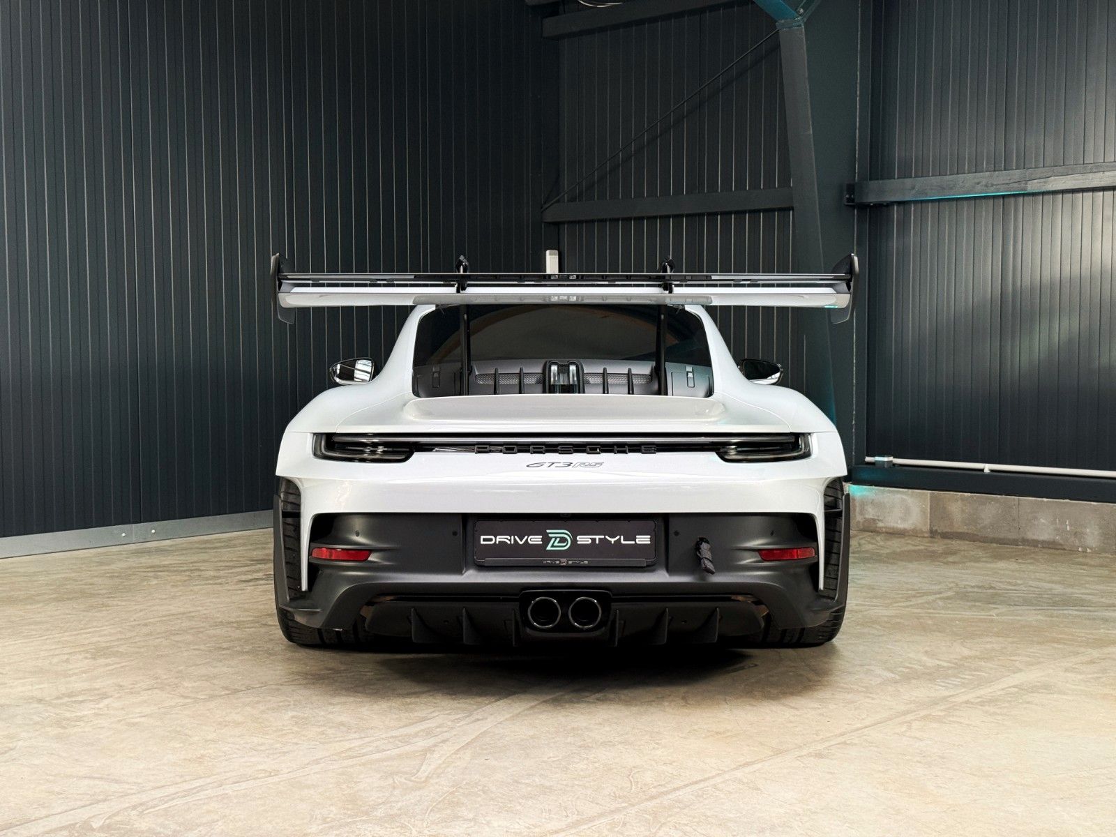 Fahrzeugabbildung Porsche 992 GT3 RS + Weissach + Approved + Clubsport