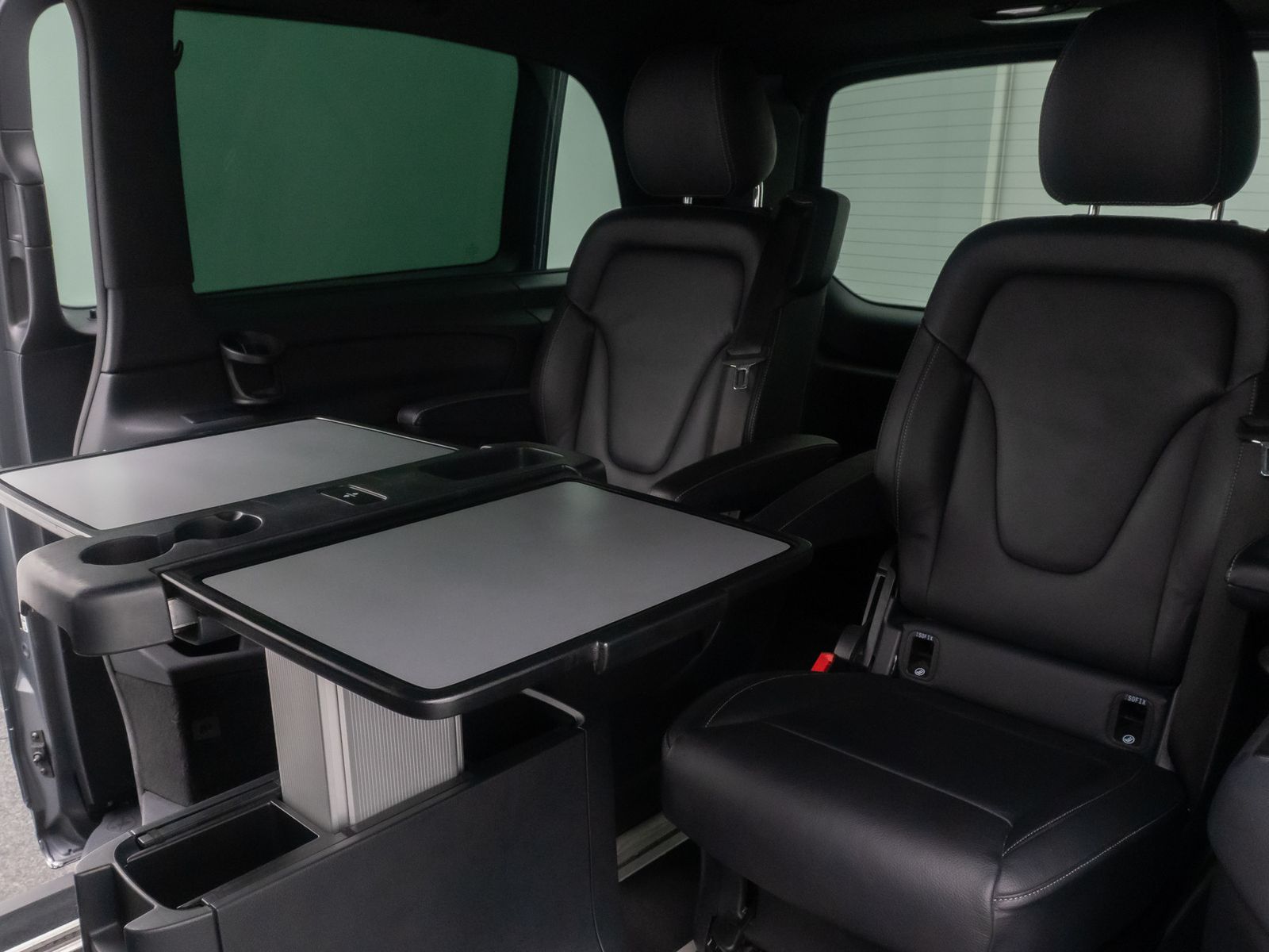 Fahrzeugabbildung Mercedes-Benz V 250 ACC Kamera Burmester AHK TischPaket 19Zoll