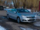 Opel Astra H Twin Top Cosmo CABRIO TUV NEU KLIMA PDC - Opel Astra aus 2007: Cabrio