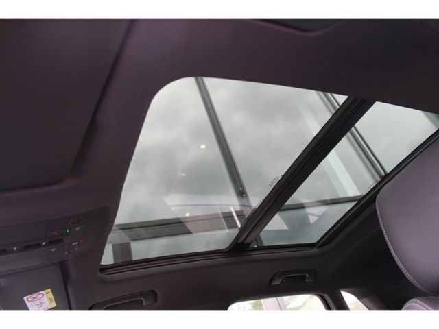 Q3 45 TFSI e Hybrid Str.  S-Line*Pano*Navi*AHK*1