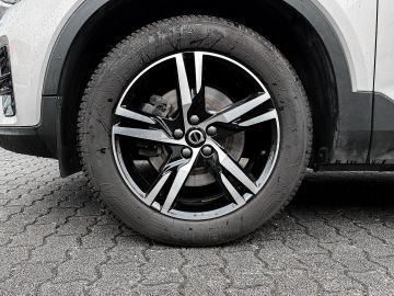 Volvo XC40 - 4