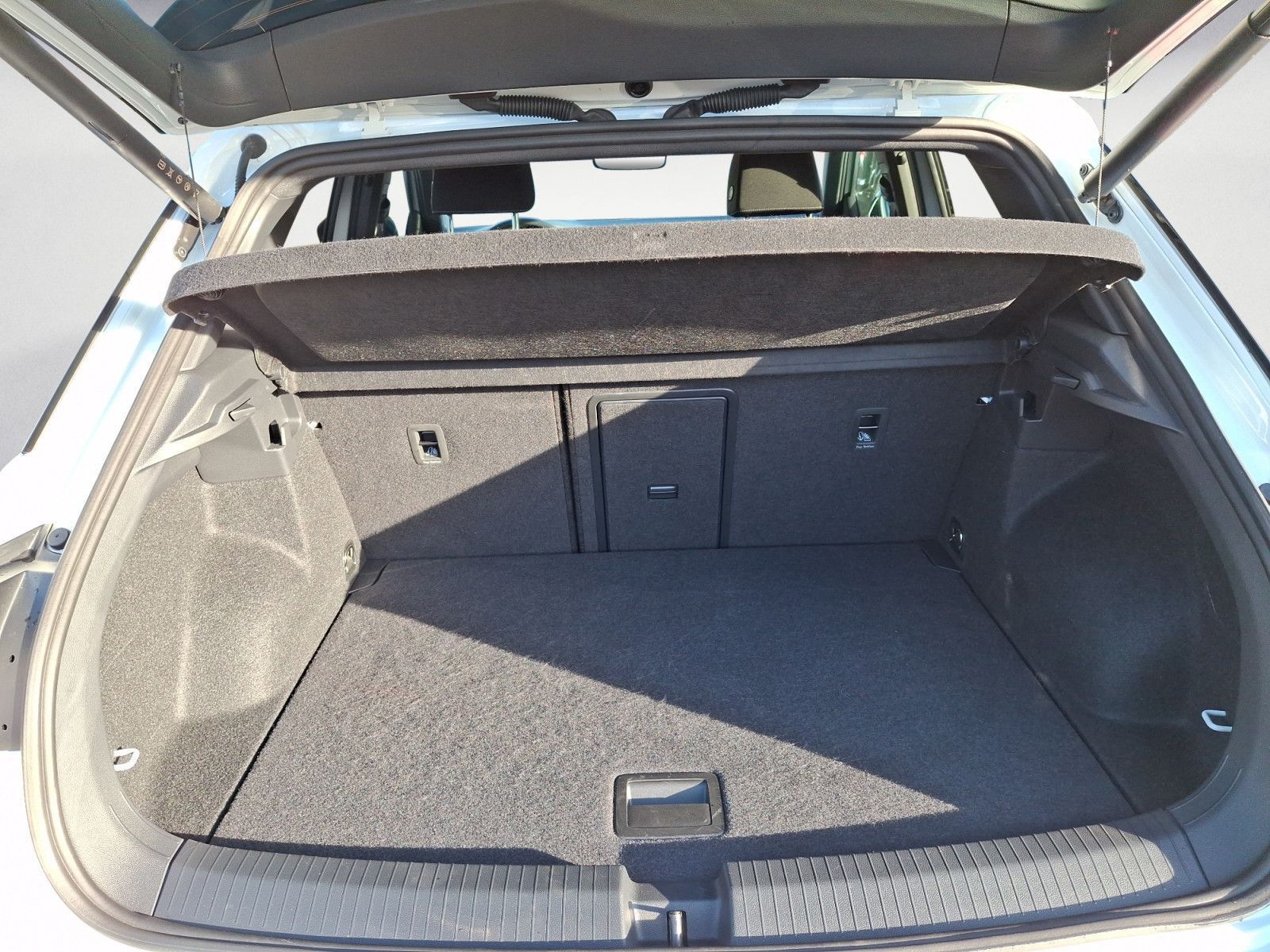 Volkswagen T-Roc - Bild 13