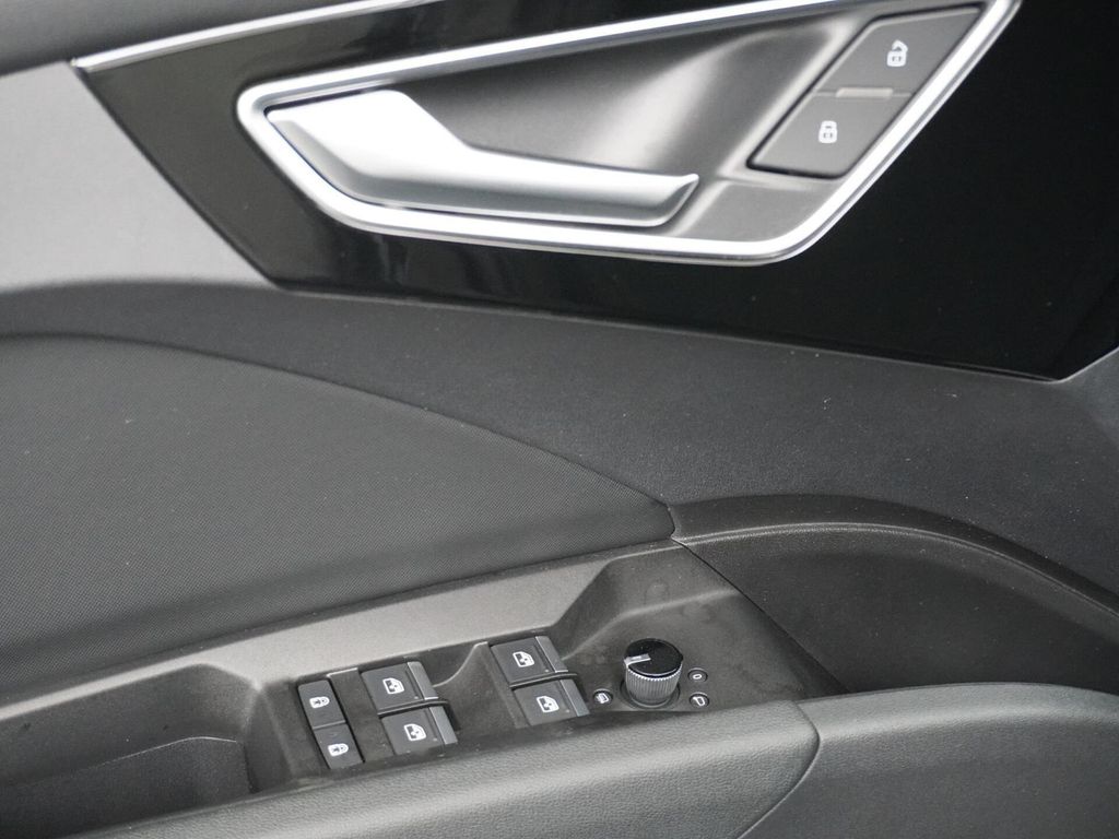 Audi Q4 e-tron 35 Launch edition S Competition 55 kWh