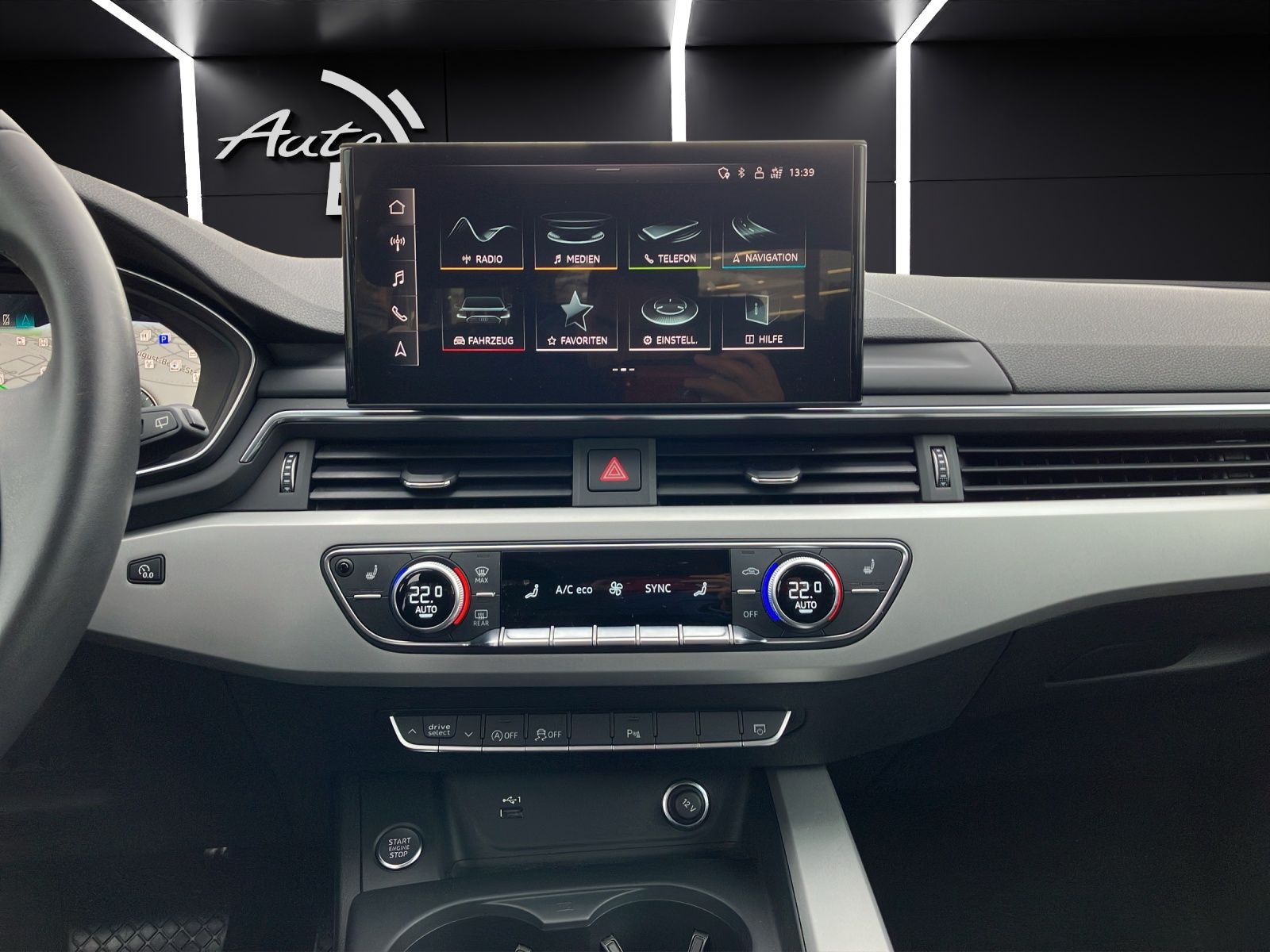 Fahrzeugabbildung Audi A4 Avant 40 TFSI S-tronic S-line LED Navi AVC AC