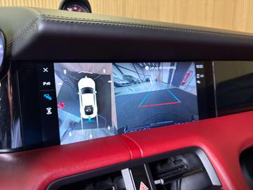 2020 Porsche TAYCAN 缩略图 11