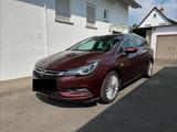 Opel Astra ST 1.6 Turbo 200PS Ultimate, AHK, LED, AGR - Opel Astra: Kombi, 1.6