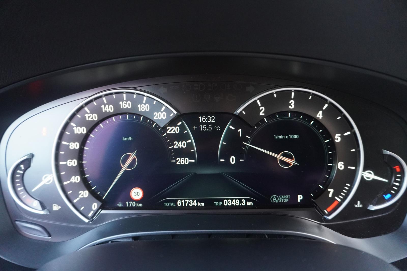 BMW 520i Sport Line Aut. Panorama ACC Kamera Head-Up
