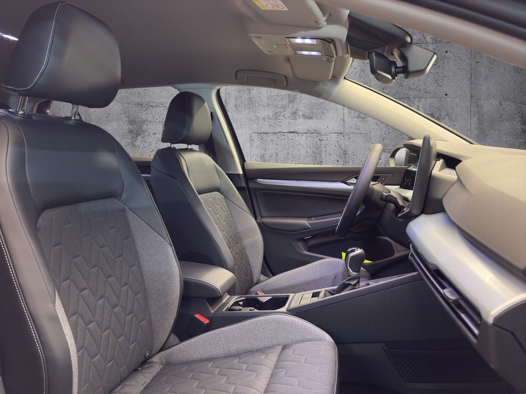 Volkswagen Golf - Bild 9