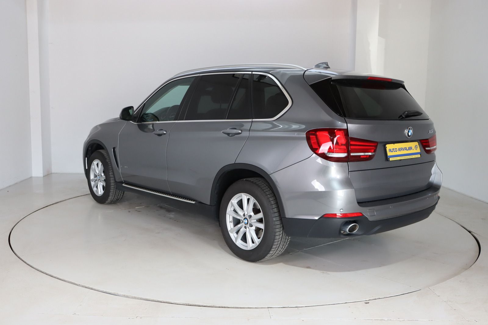 Fahrzeugabbildung BMW X5 xDrive30d * HUD* Pano * Memory * RFK *