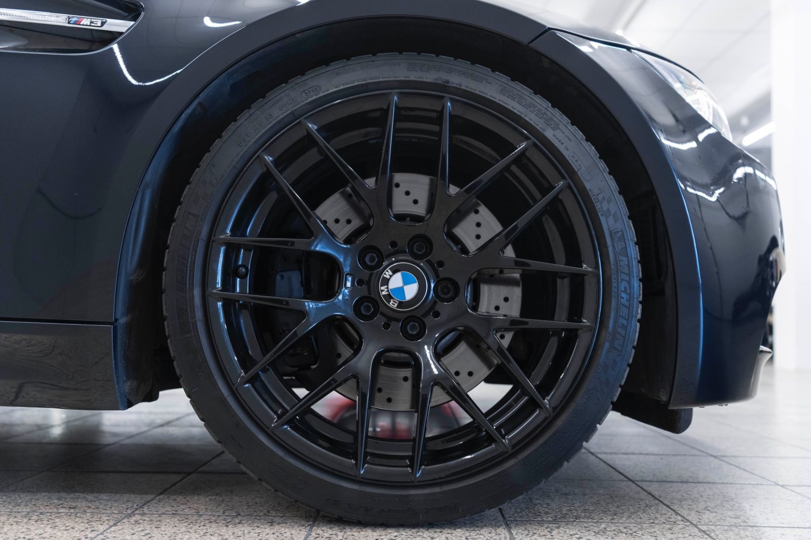 Fahrzeugabbildung BMW M3 Coupé Competition Paket CARBON AUDIO PDC NAV