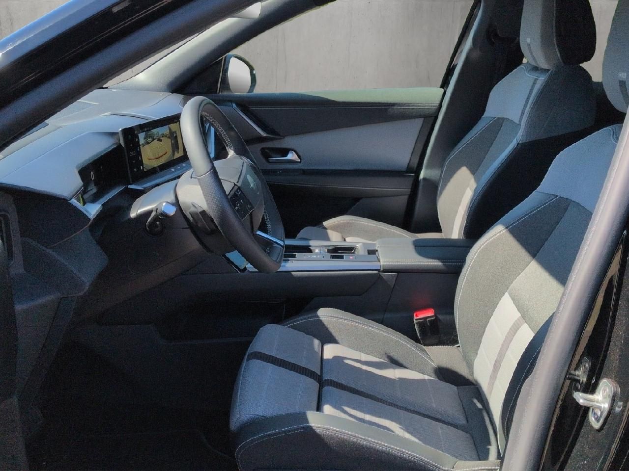 Fahrzeugabbildung Opel Grandland 1.2 48V Mild-Hybrid 100 kW GS