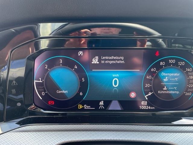Golf VIII 2.0 TDI ACTIVE NAVI ''Harman Kardon''