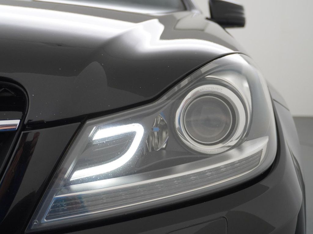 Mercedes-Benz C 180 Coupé Ambition panorama dach kamera xenon