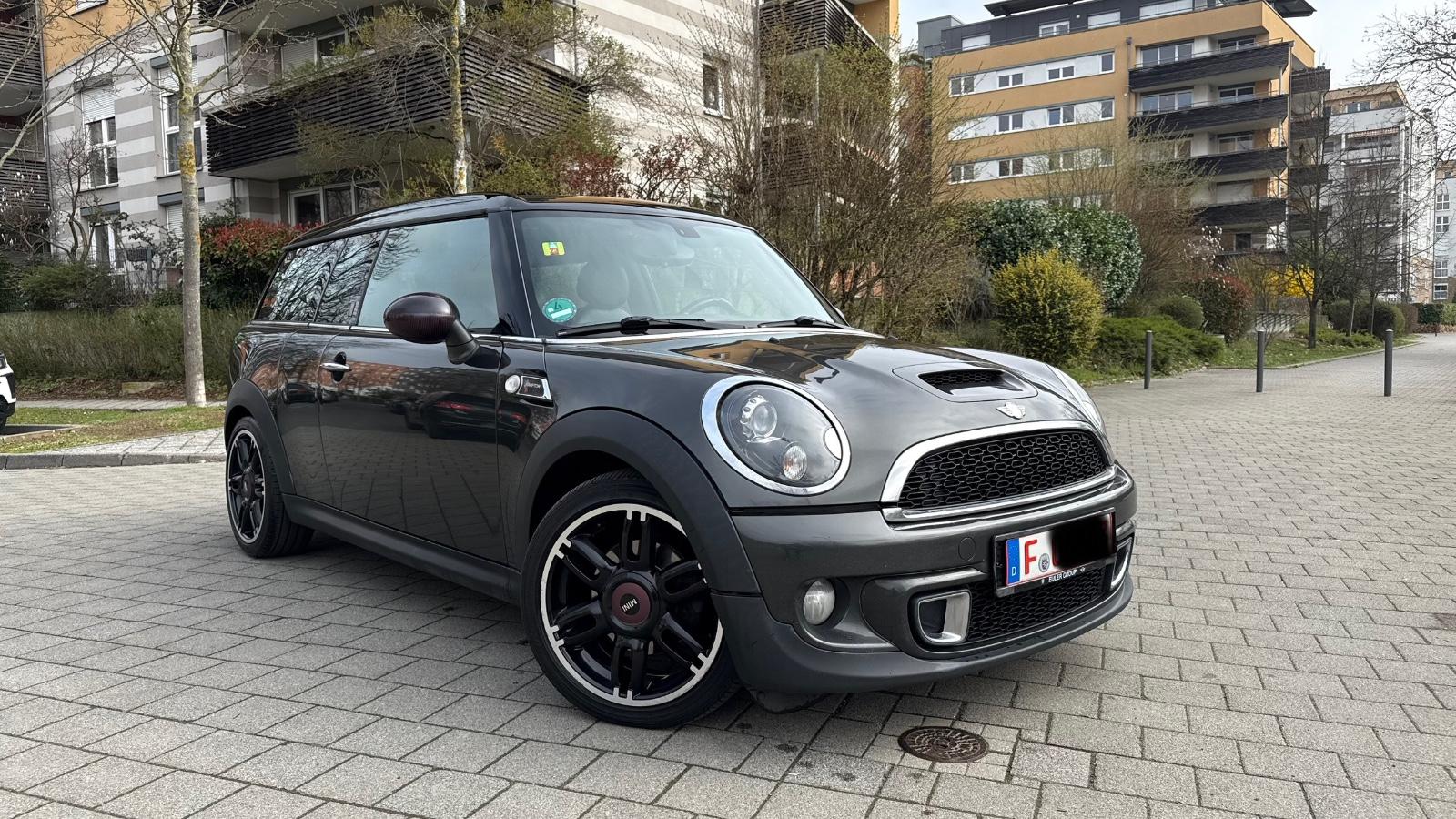 MINI Clubman SD Hampton/Navi/Bi-Xenon/Leder/SHZ/