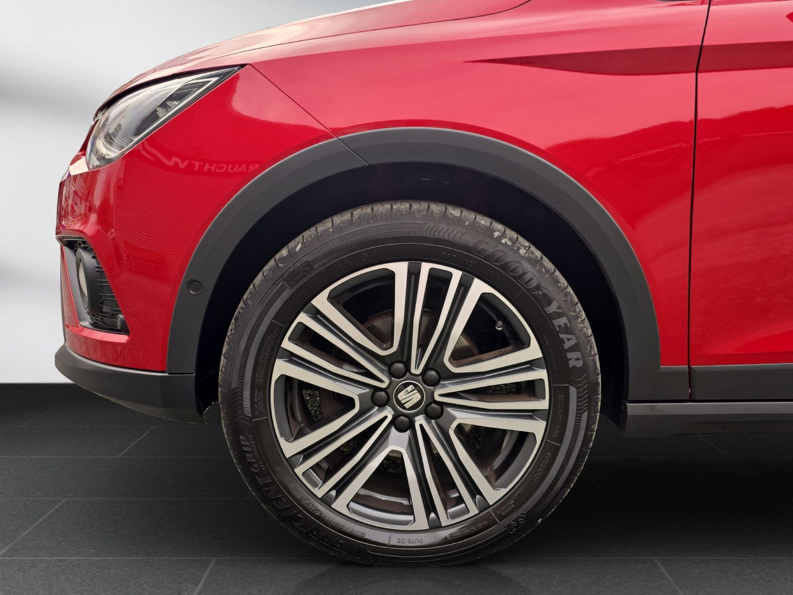 Fahrzeugabbildung SEAT Arona Xcellence*Navigationssystem AHK PDC SiTZHE