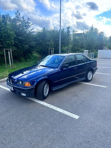 BMW 318i erste Hand. Super Zustand. 