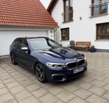 BMW M550d xDrive Touring - blaue BMW M550
