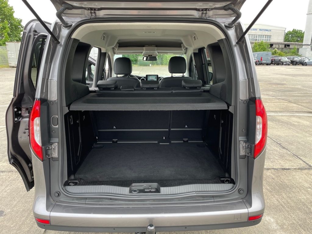 Fahrzeugabbildung Mercedes-Benz T 180 d Edition Standard AHK, LED, NAVI, RFK, SH