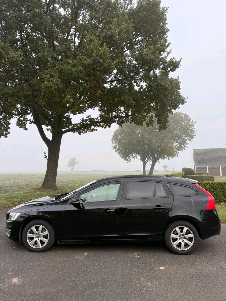 Volvo V60 2014 — photo 6