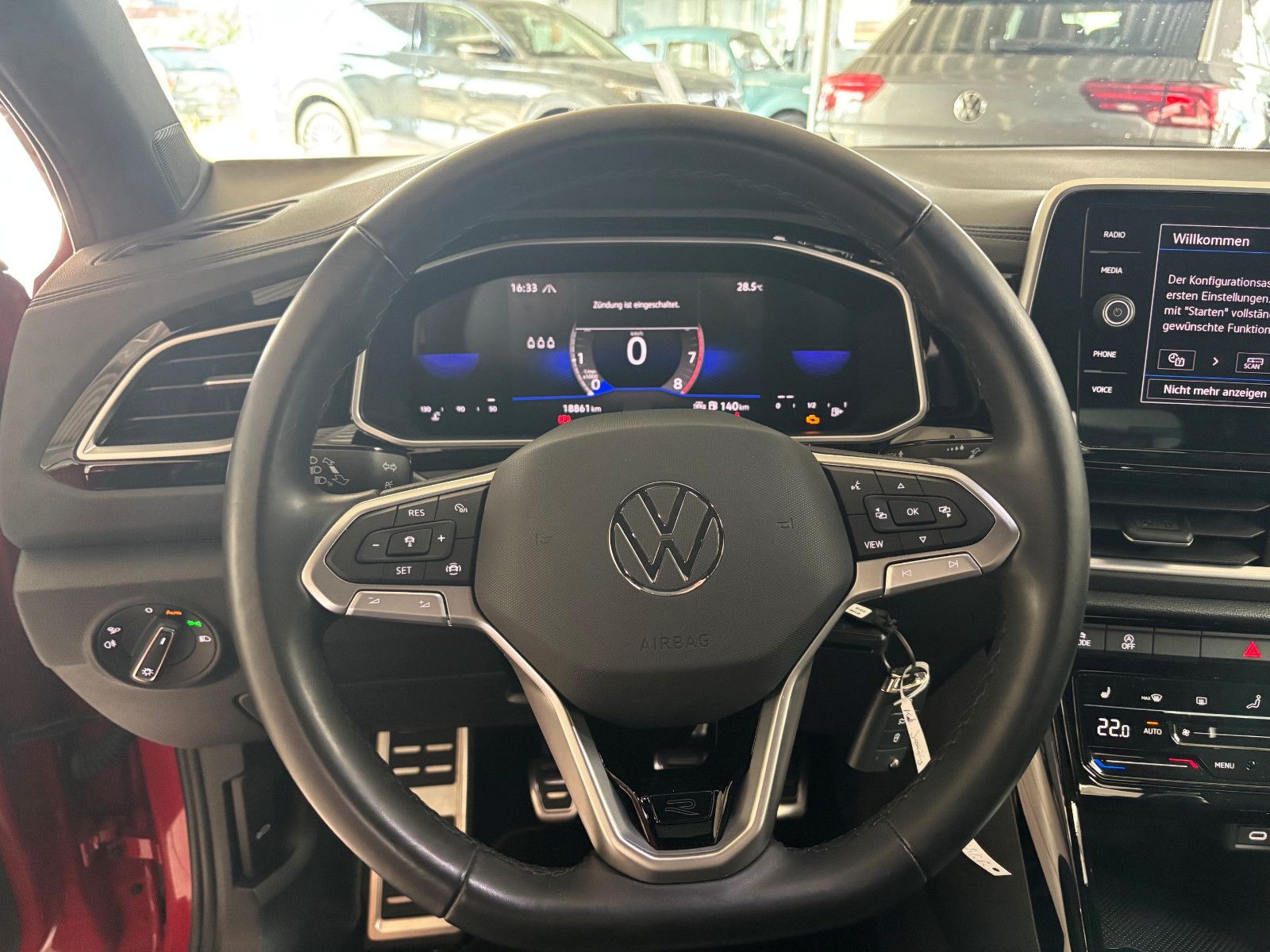 Fahrzeugabbildung Volkswagen T-Roc R-Line 1.0 TSi +AHK +Kamera +ACC +LED Plus
