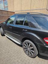 Mercedes-Benz ML 280 CDI 4MATIC - - Mercedes-Benz ML 280 in Köln
