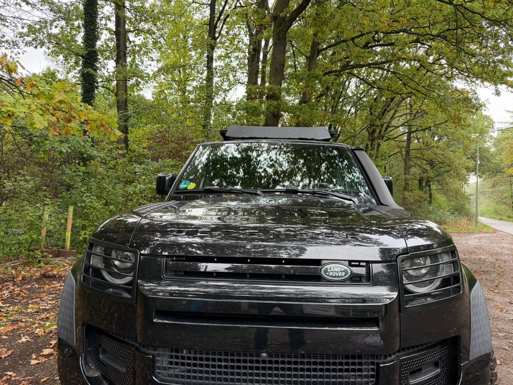 LAND-ROVER Defender 2025