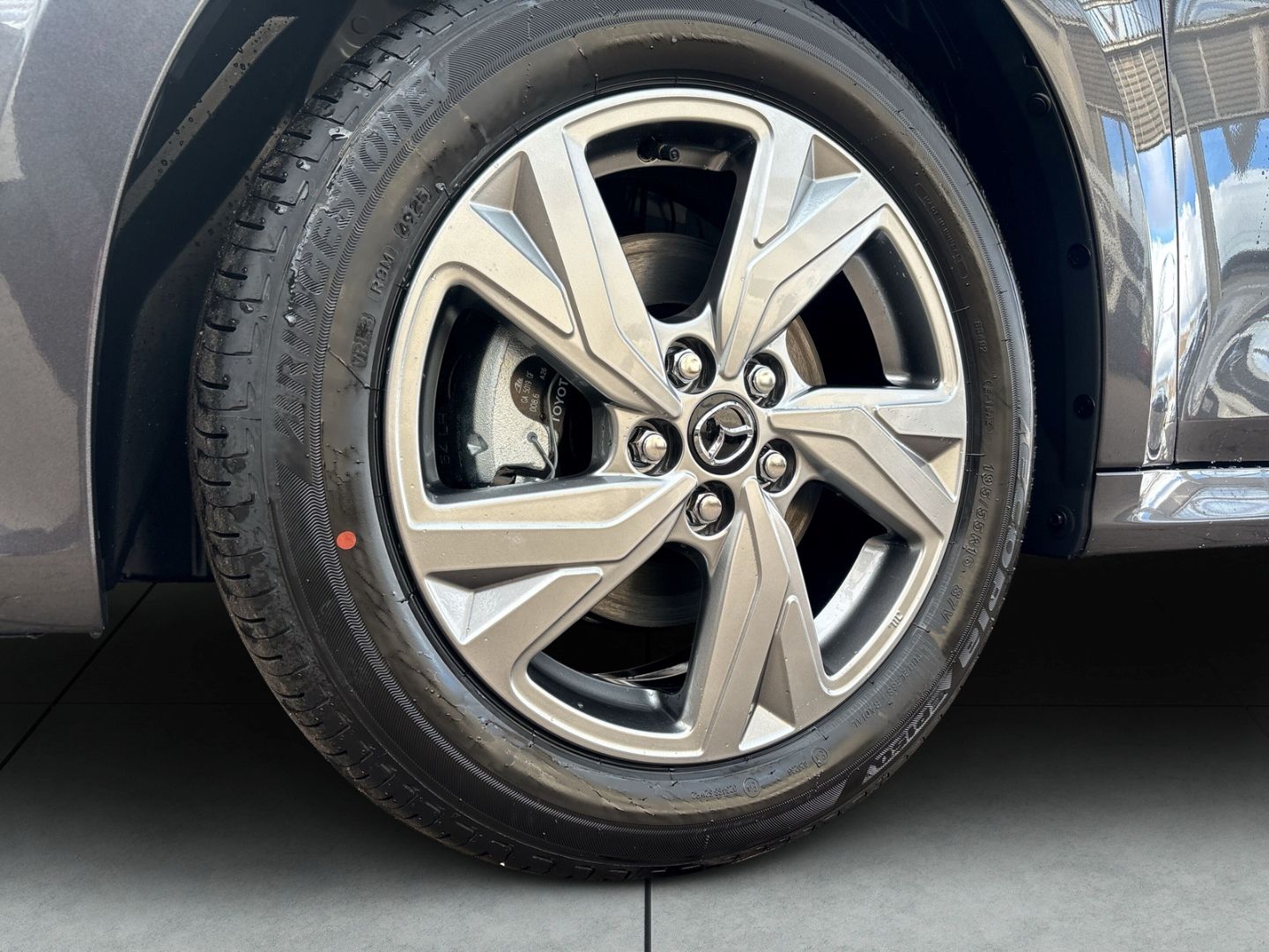 Mazda 2 Hybrid - Bild 4