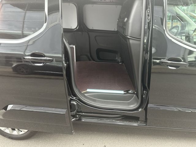 Doblo 2025 Kastenwagen L2H1 131PS Diesel Automat