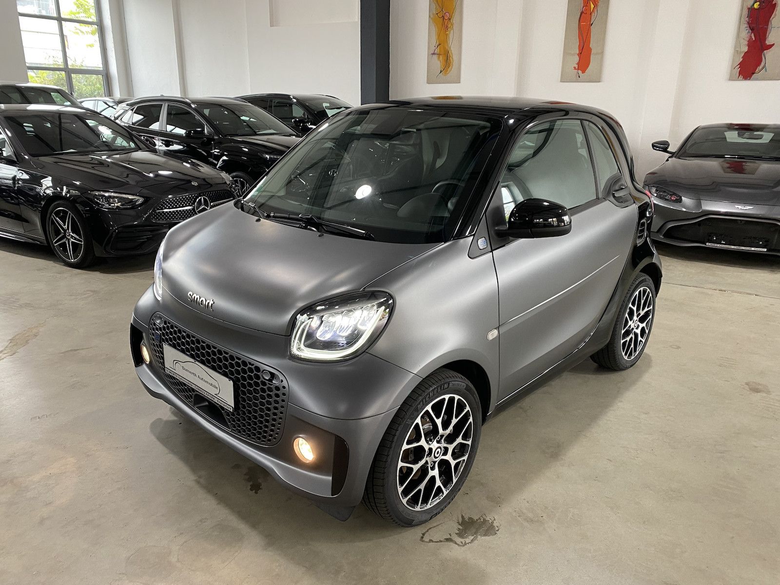 Fahrzeugabbildung Smart ForTwo EQ Pulse-Exclusive 22KW/Pano/MATT/Navi/