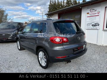 Volkswagen Tiguan - 8