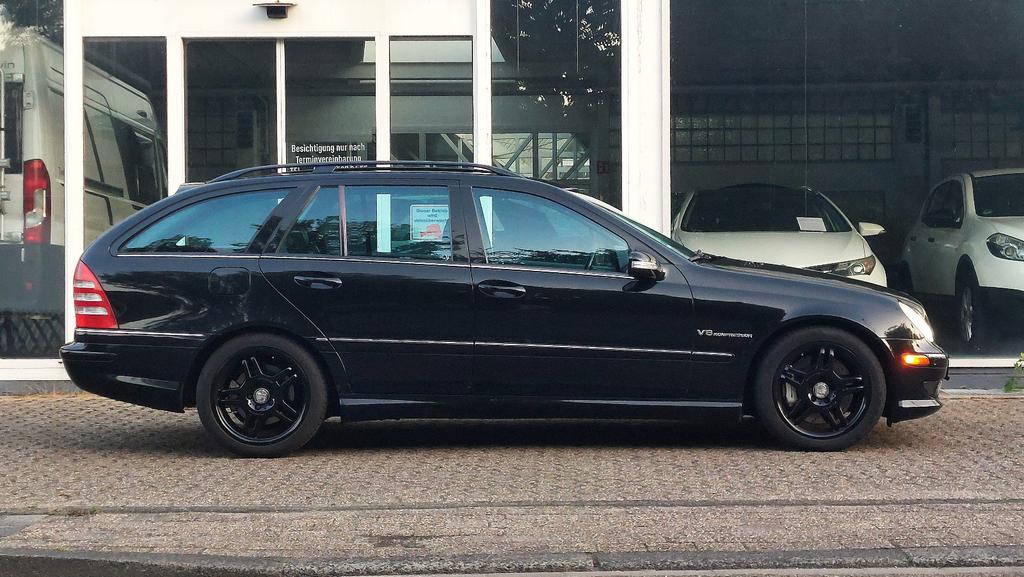 Mercedes-Benz C 32 AMG