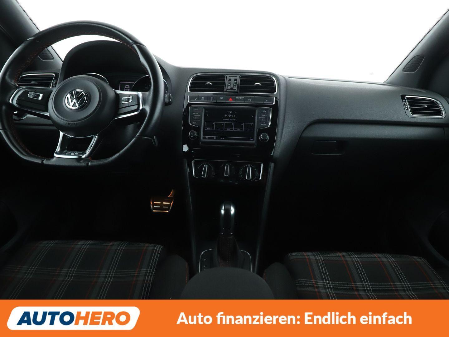 Volkswagen Polo 1.8 TSI GTI BMT Aut.*NAVI*LED*CAM*PDC*SHZ*