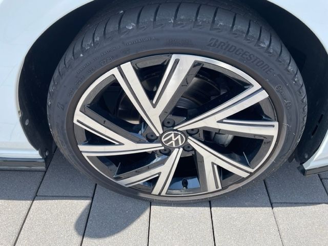 Golf Variant VIII R-Line 2.0 TDI DSG Navi digi C