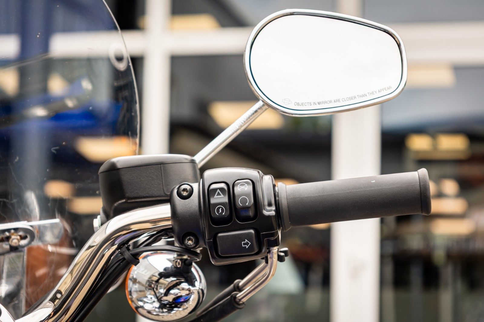 Fahrzeugabbildung Harley-Davidson Sportster XL1200C Custom - JEKILL&HYDE -