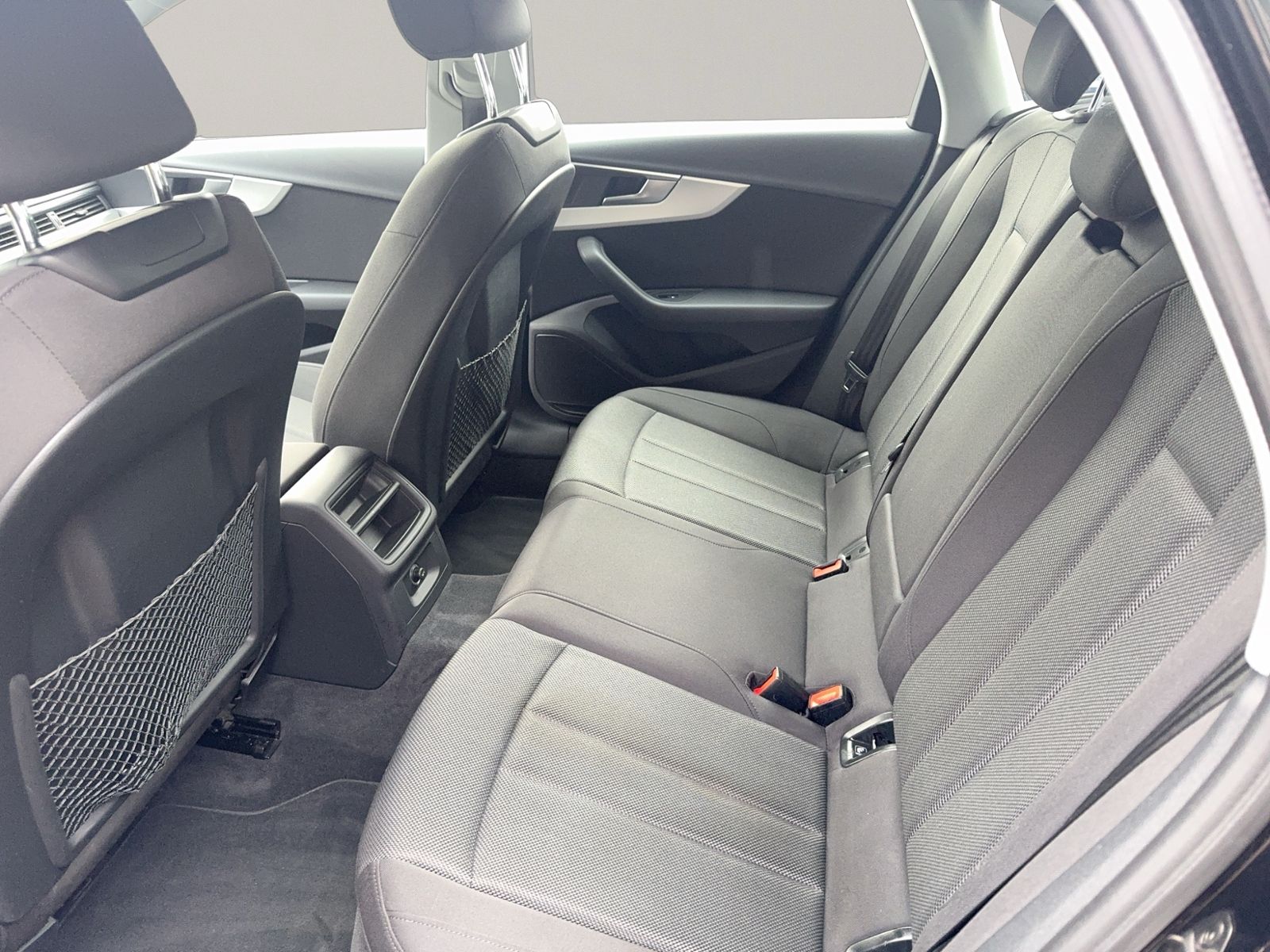 A4 1.4 TFSI, APS, Sitzheizung, Multifunktionlenk