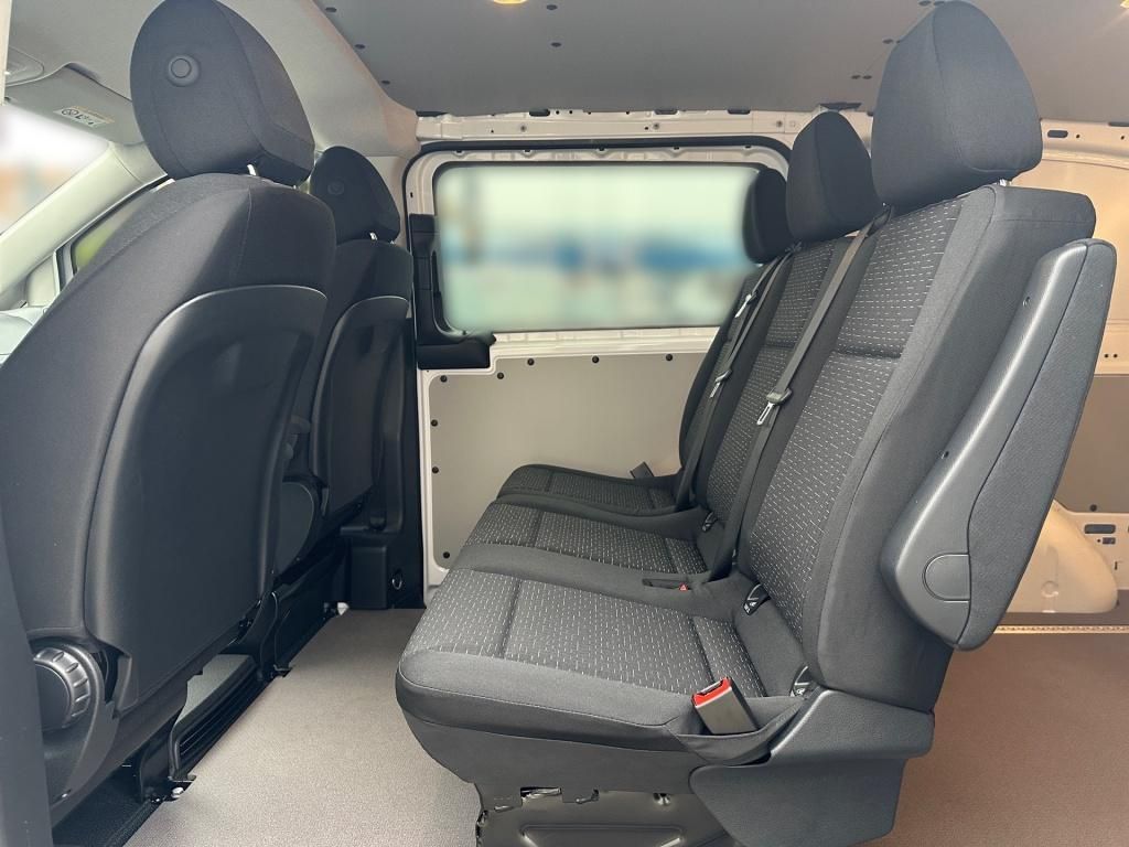Fahrzeugabbildung Mercedes-Benz Vito 116 CDI BremsA AHK SpurA KlimaA TotwA