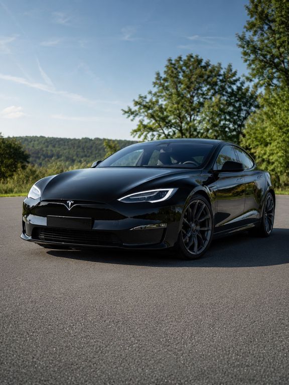 2025 Tesla Model S