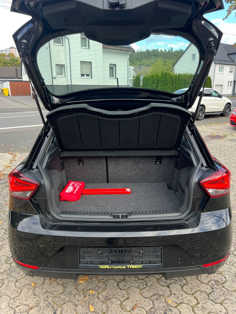 Fahrzeugabbildung SEAT Ibiza Xcellence Sport DSG *KEYLESS*ALCANTARA*LED