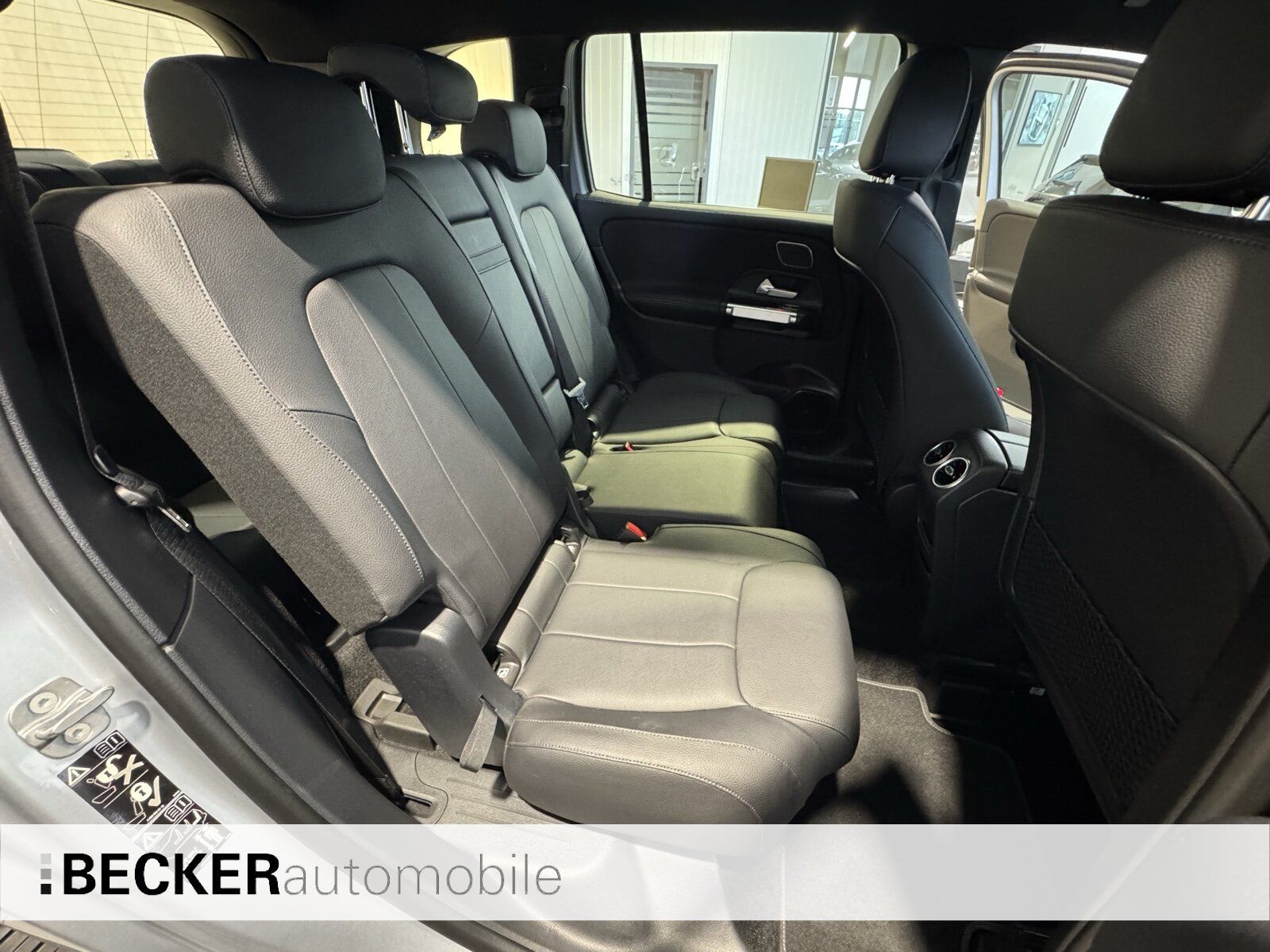 Mercedes-Benz GLB 200 d ADVANCED 7 Sitze AHK BURMESTER DISTRO foto 14