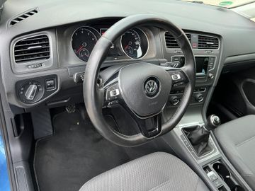 Volkswagen Golf - 7