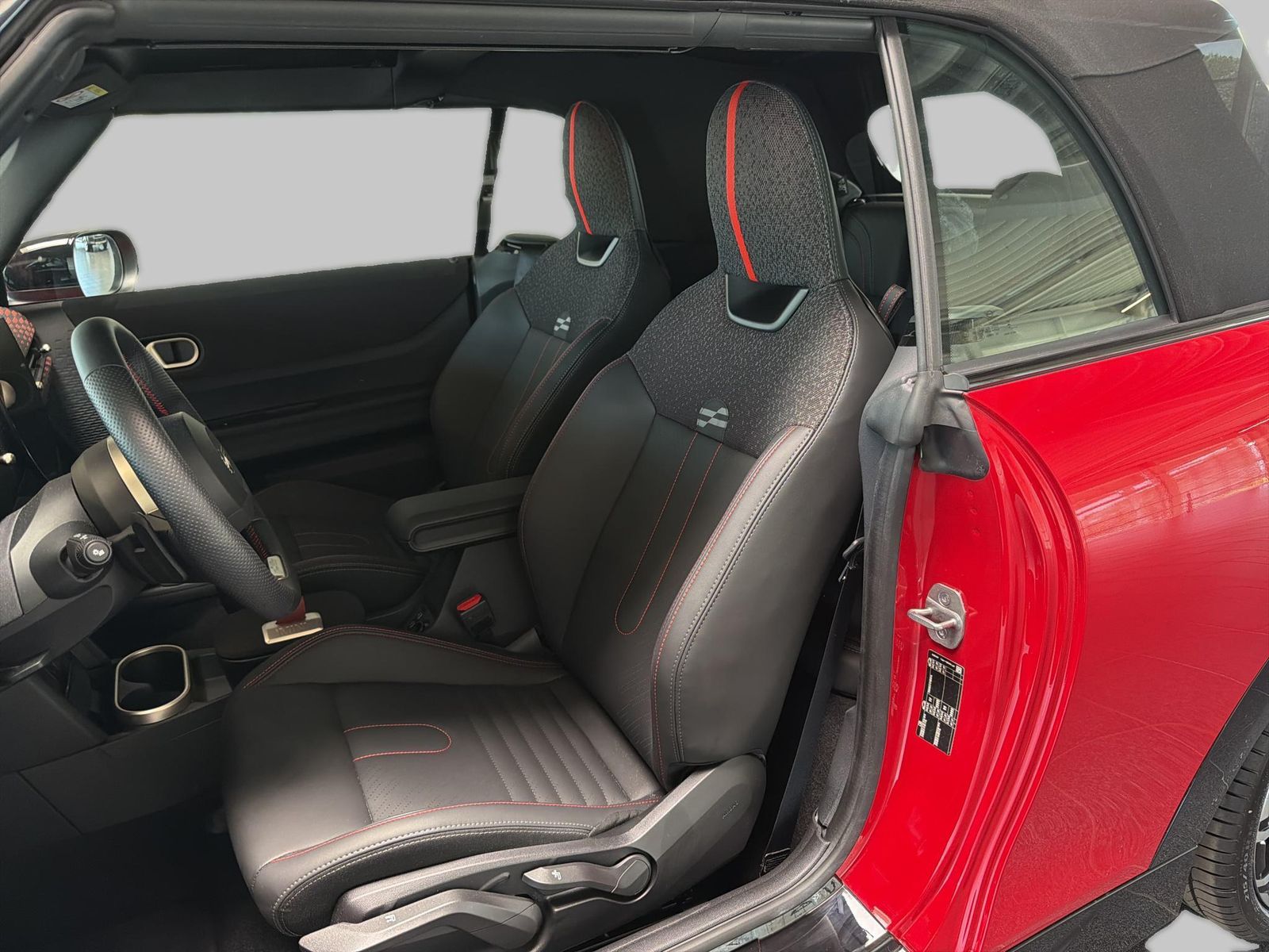 MINI John Cooper Works Cabrio - Bild 11