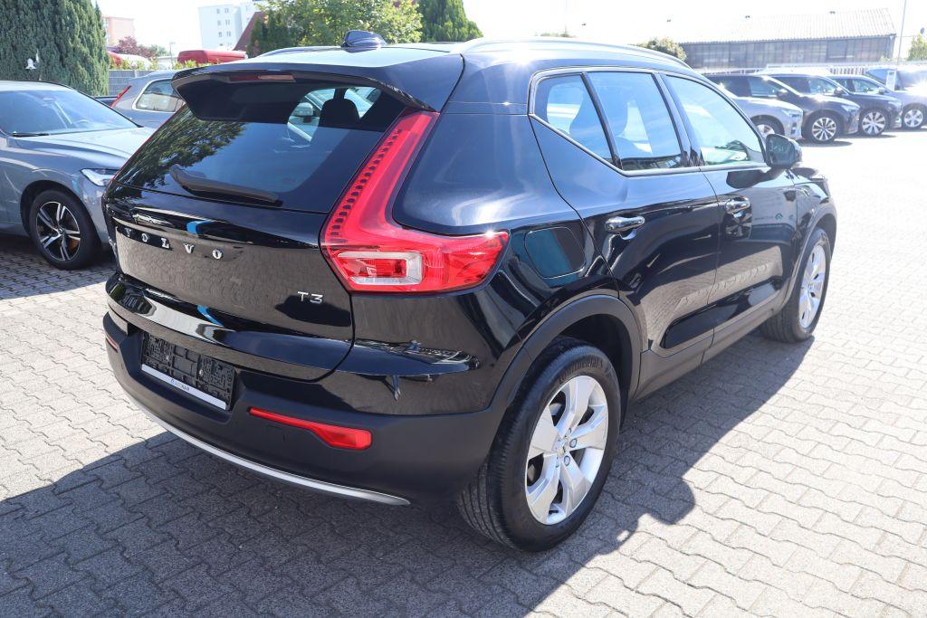 Volvo XC40 T3 Momentum Pro |PANORAMA|R-KAMERA|NAVI|
