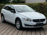 Volvo V60 Cross Country Top! - gebrauchte Volvo V60 Cross Country aus dem Jahr 2016