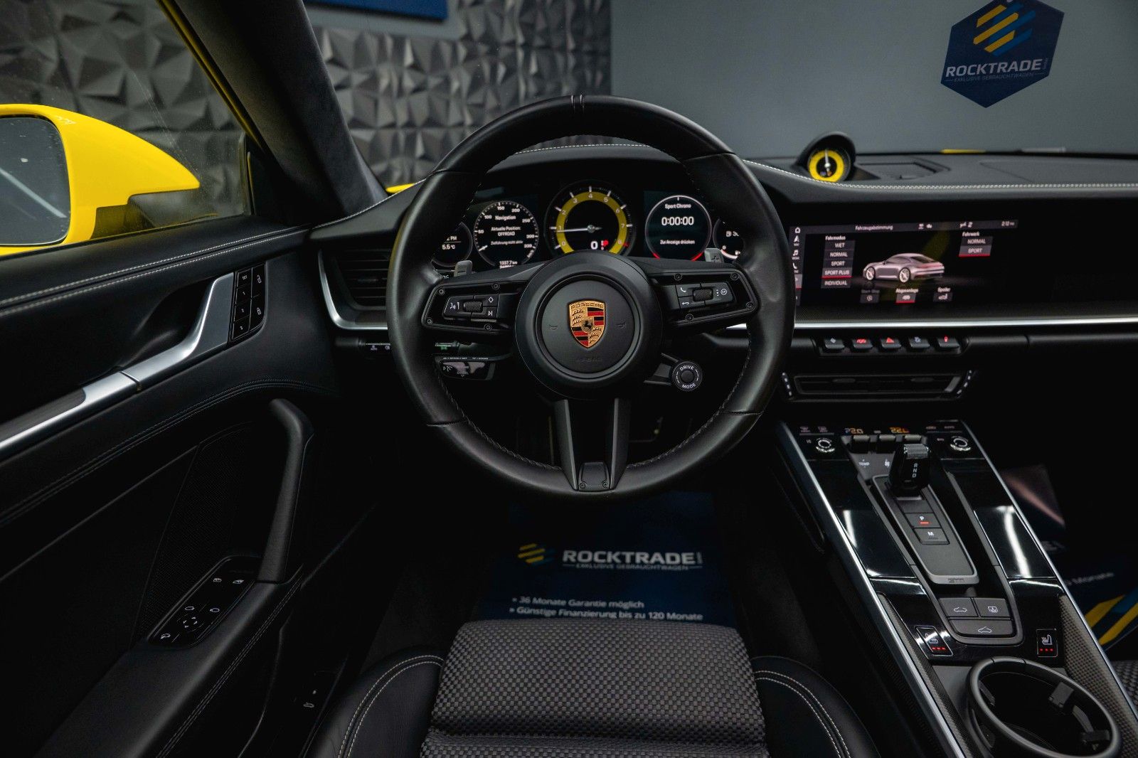 Fahrzeugabbildung Porsche 992 911 Carrera 4 S Sport-Chrono *Pano*LED*BOSE*