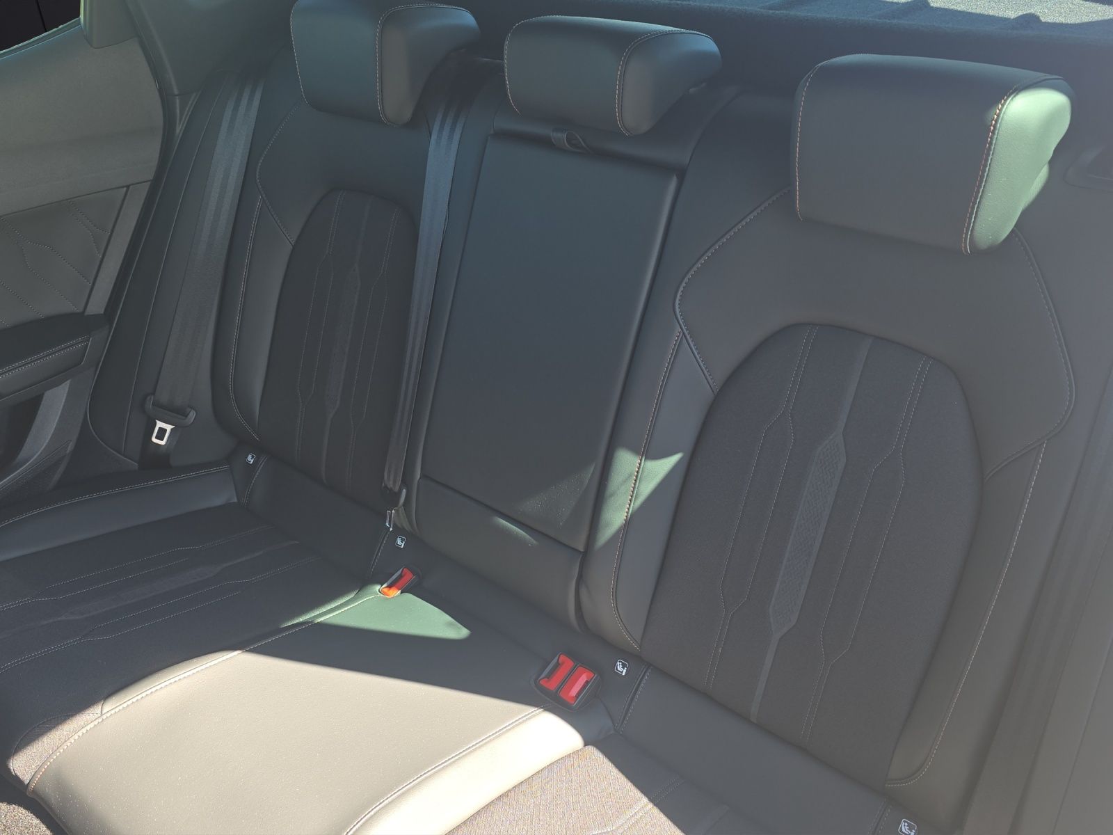 Fahrzeugabbildung CUPRA Formentor VZ 2.0TSI DSG 4Drive LED AHK Navi AID