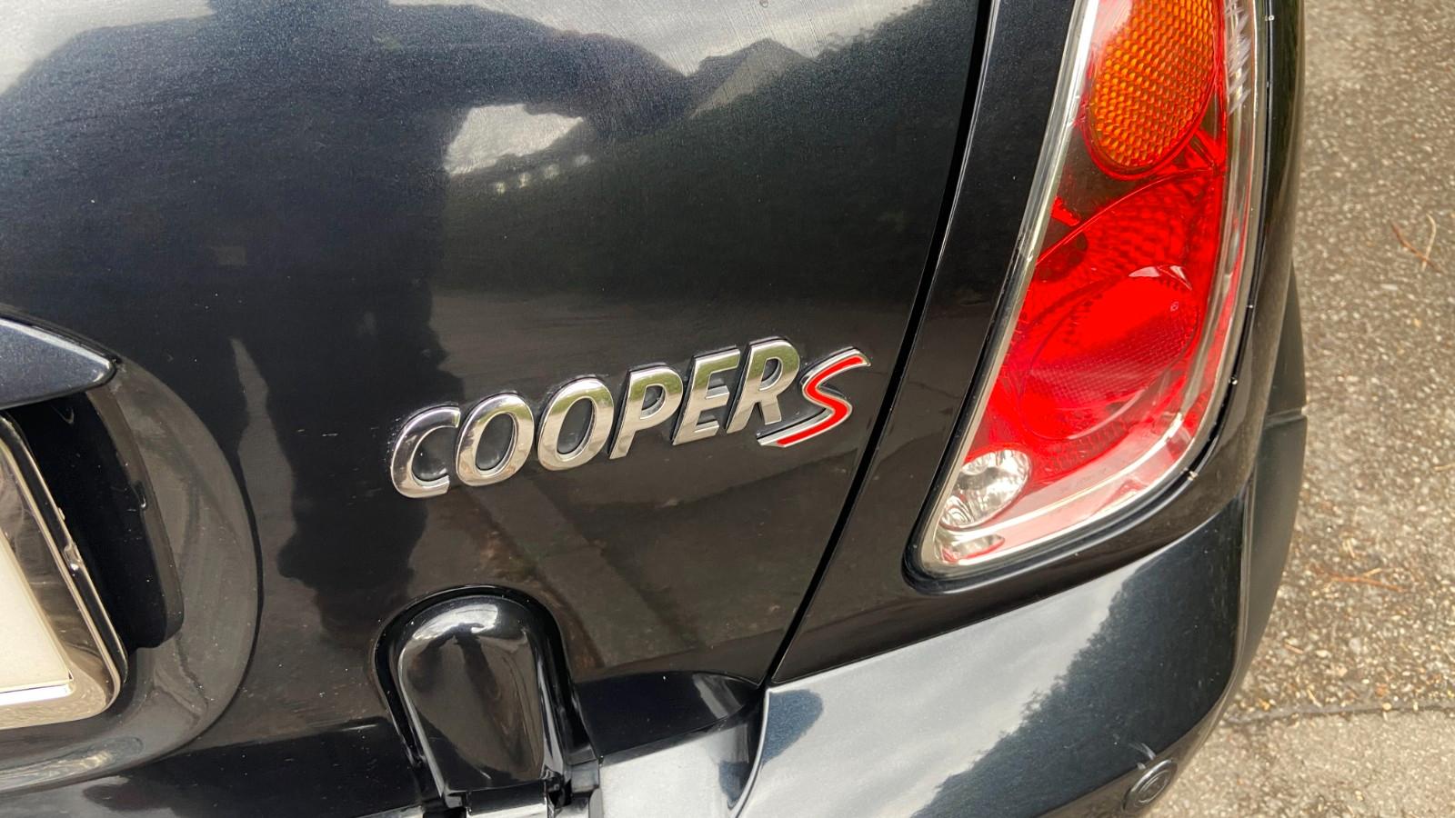 MINI COOPER S CABRIO  TÜV bis 7/2028