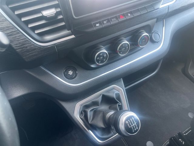 Fahrzeugabbildung Renault Trafic 2.0 Blue dCi 150 L2H1 3.0t Life 8-Sitzer,