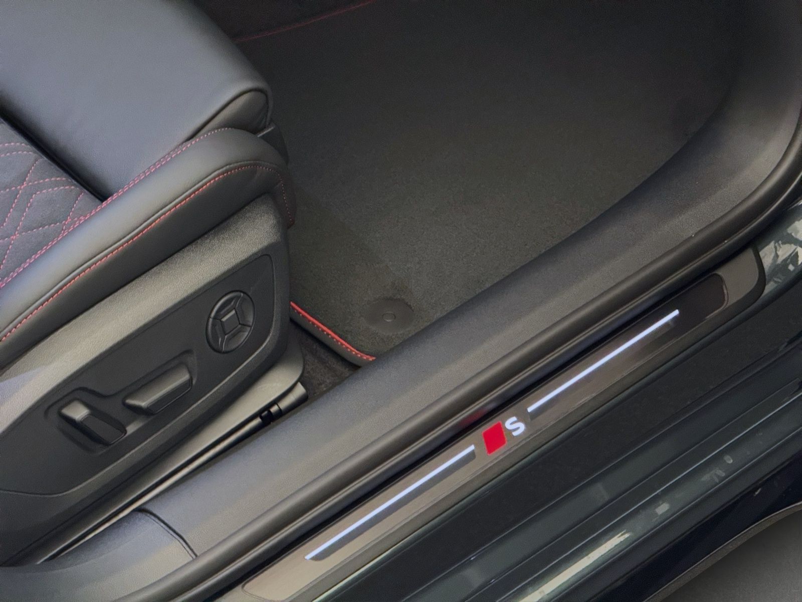 Audi S5 - Bild 11