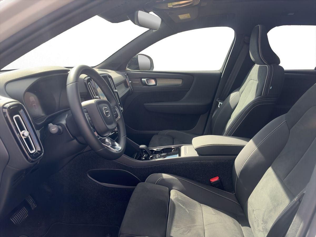 Volvo EX40 - Bild 12